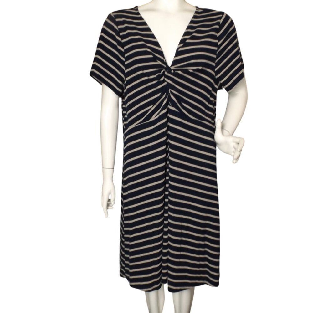 TORRID Dress, 3/3X, Striped/Ribbed, Twisted front, Short sleeves, Stretch